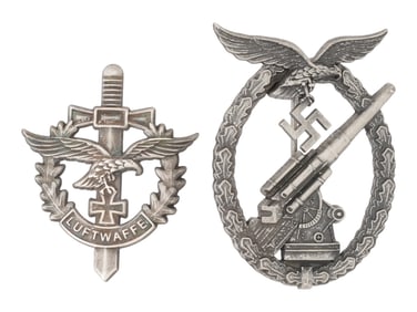 PAIR OF WWII NAZI GERMAN MILITARY AWARD BADGES