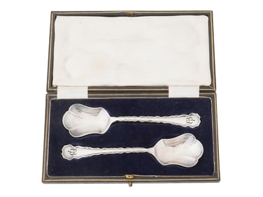 WWII TYPE EVA BRAUN MONOGRAMMED SILVERPLATE SPOONS