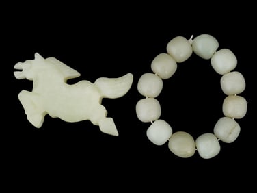 LOT OF CHINESE JADE BRACELET HORSE FIGURAL PENDANT
