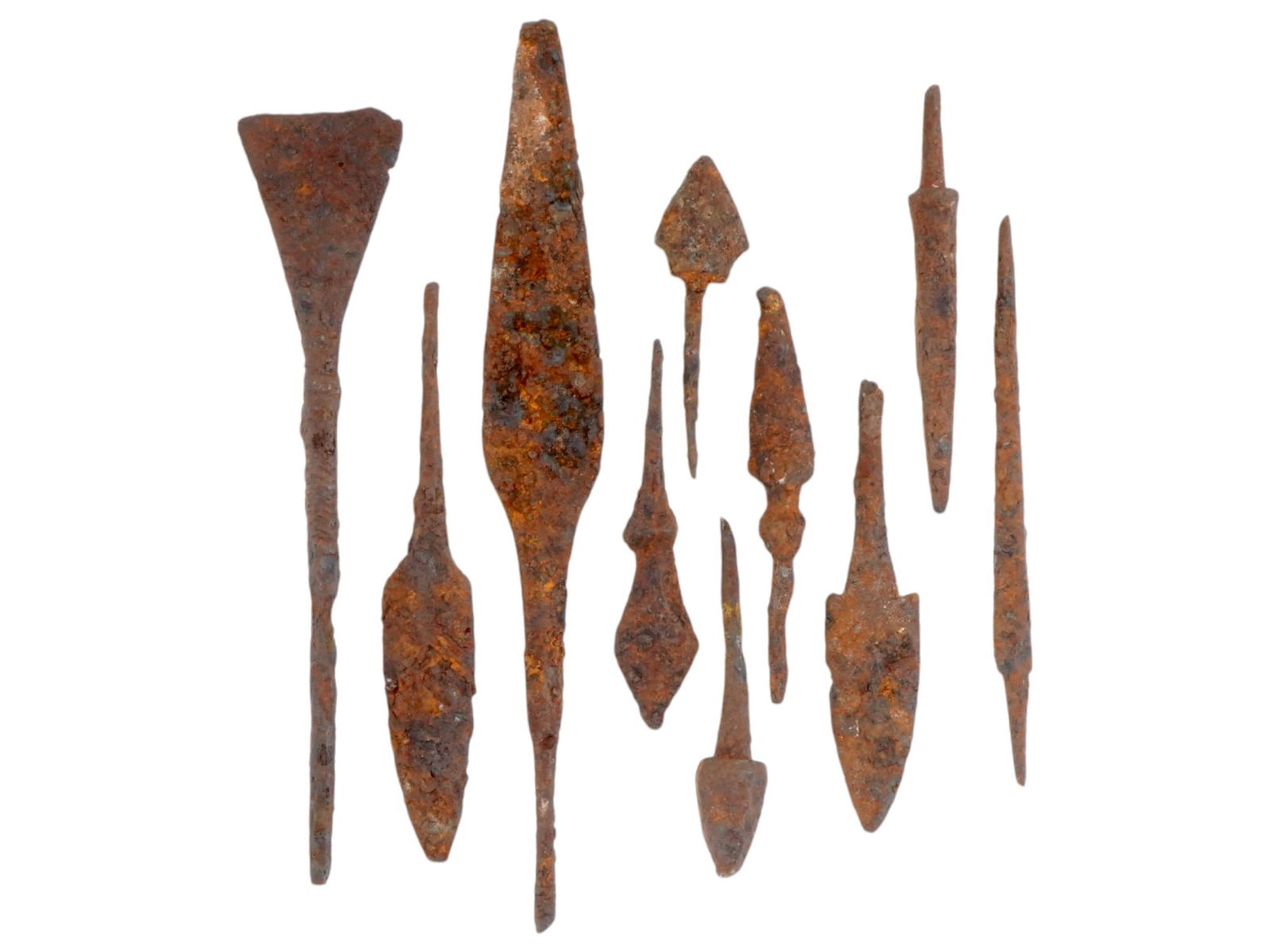 ANCIENT GRECO ROMAN IRON ARROWHEADS 500BC TO 300AD (1 of 3)