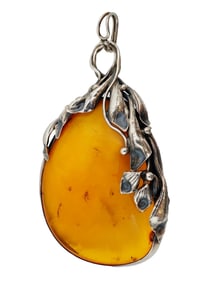 ANTIQUE NATURAL AMBER SILVER FOLIAGE FRAMED PENDANT