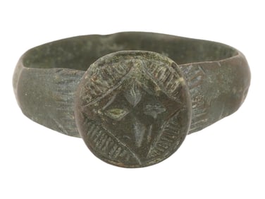 ANCIENT ROMAN EMPIRE ENGRAVED BRONZE RING