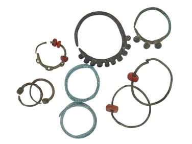 GROUP OF ANCIENT EGYPTIAN BRONZE CARNELIAN EARRINGS