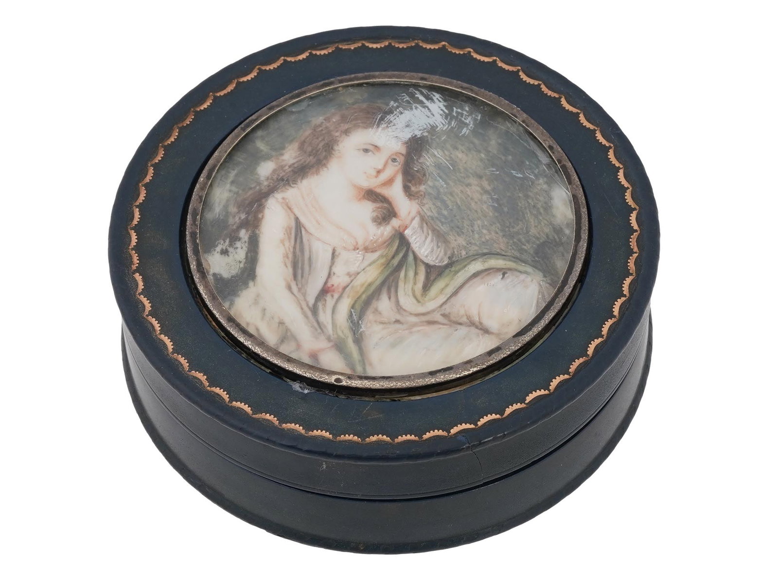 ANTIQUE EUROPEAN CARVED BOX W MINIATURE PAINTING: An antique European carved of natural materials box with miniature painting. Circa mid to late 19th century. The round trinket box with a hand painted lady portrait miniature painting on the lid. Pres