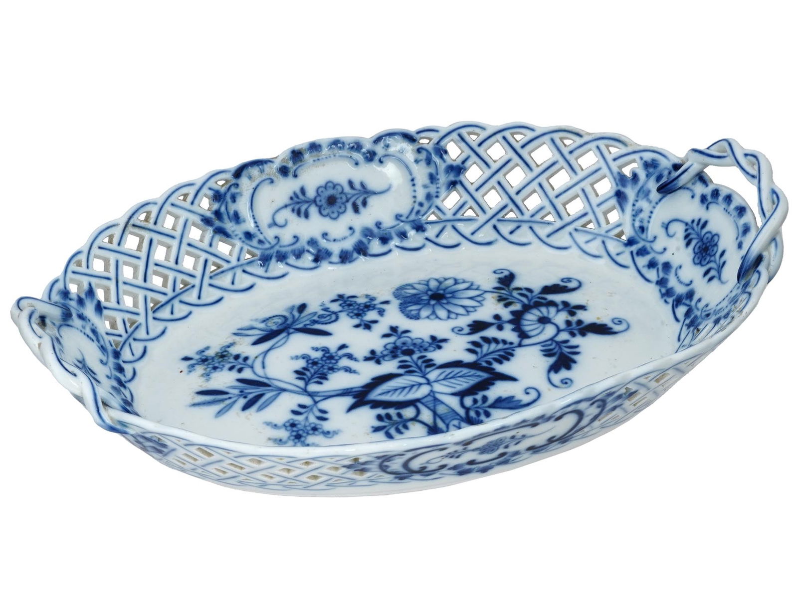 ANTIQUE GERMAN MEISSEN PORCELAIN BASKET OR BREADBOX (1 of 9)