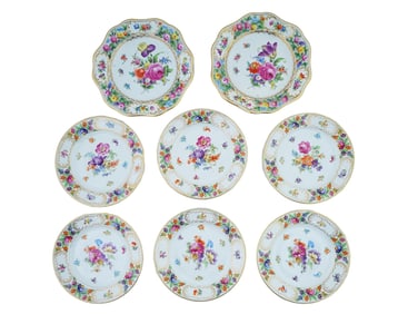 GROUP OF DRESDEN THIEME SCHUMANN PORCELAIN PLATES