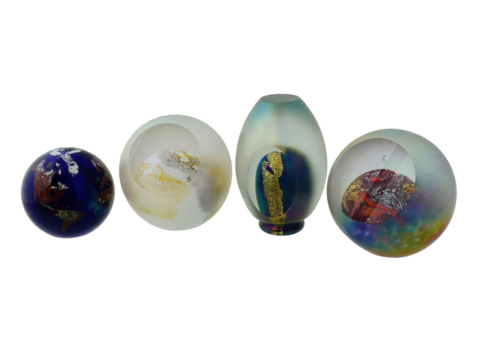 COLLECTION OF SPACE ART GLASS PAPERWEIGHT MARKED (1 of 13)