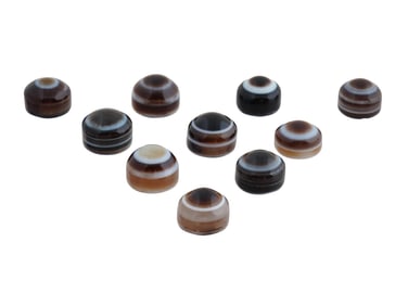 COLLECTION OF TEN EYE BANDED AGATE JEWELRY PENDANTS