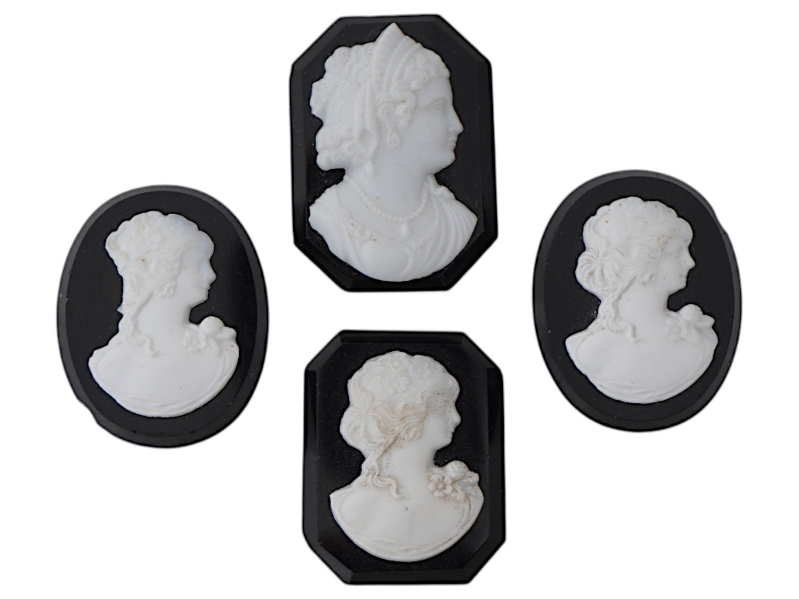 LOT OF FEMALE PORTRAIT CARVED SHELL ONYX CAMEOS (1 of 3)