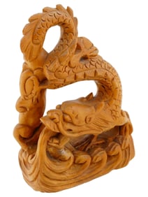 CHINESE WISE DRAGON CARVED WOODEN NETSUKE FIGURINE