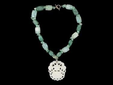 CHINESE BEADED CARVED JADE NECKLACE W AMULET PENDANT