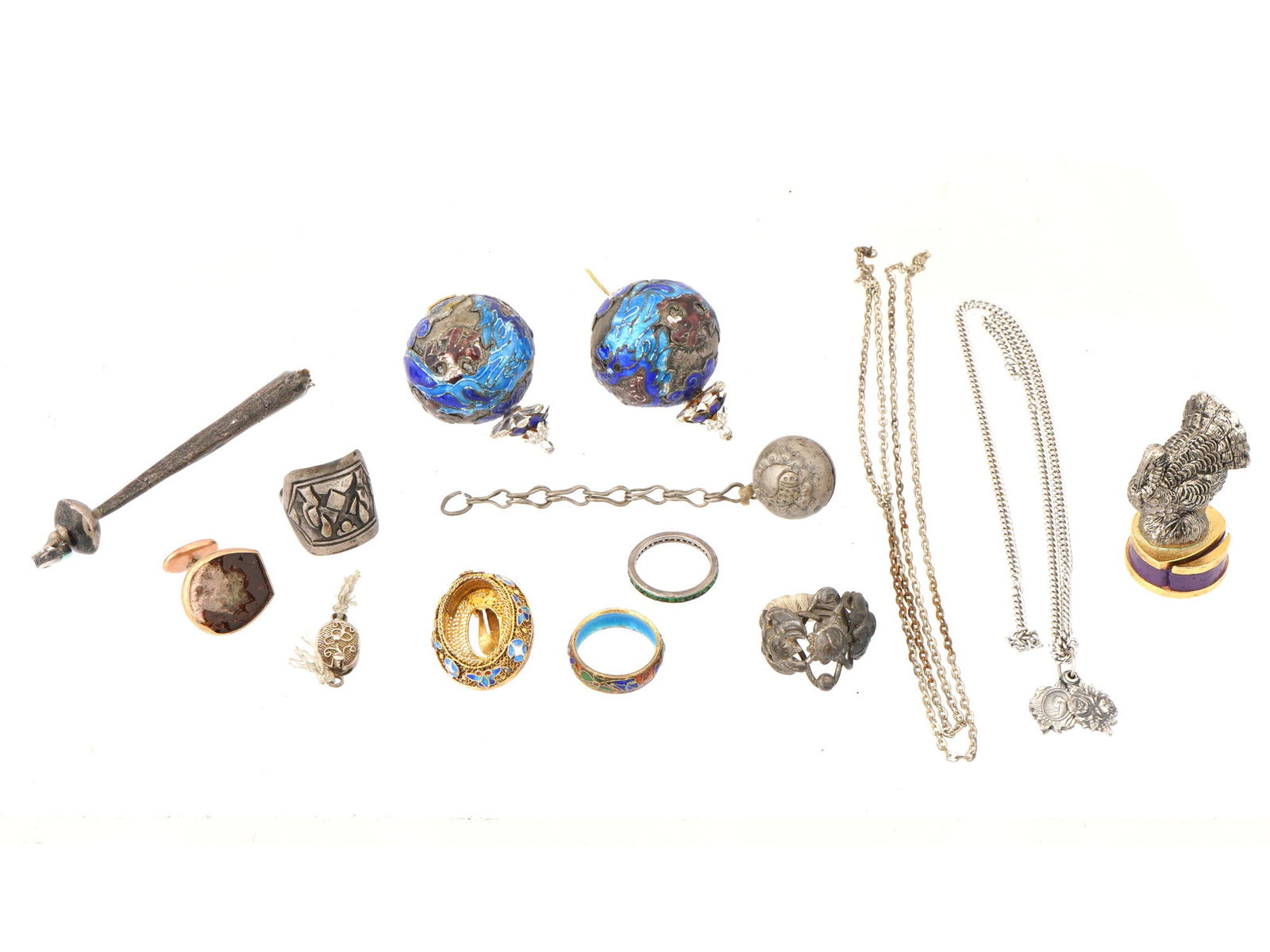 COLLECTION OF ANTIQUE AND VINTAGE CHINESE JEWELRY PARTS: A collection of antique and vintage Chinese jewelry parts, including an array of enamel and filigree pieces showcasing traditional craftsmanship. The lot features assorted chains, earrings, rings, and