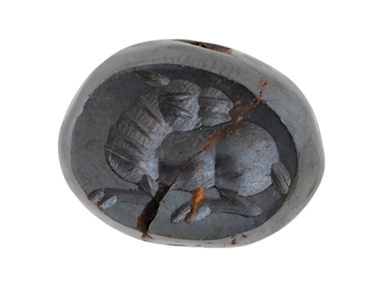 ANCIENT PERSIAN SASANIAN HEMATITE SEAL BEAD 600 AD: An ancient Persian carved hematite seal bead. Sasanian Empire, ca. 600 AD. The stamp depicts a deer. Archaeological Finds And Relics, Ancient History, Near East, Seals And Stamps. THIS LOT IS E