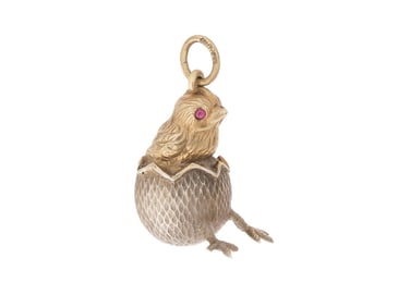 RUSSIAN SILVER CHICK EASTER EGG PENDANT W RUBY EYES