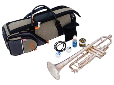 VINTAGE AMERICAN VINCENT BACH STRADIVARIUS 37 TRUMPET