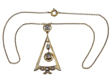 VINTAGE SILVER AND DIAMOND PENDANT WITH A CHAIN