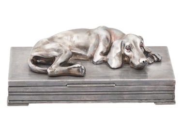 RUSSIAN SILVER CIGAR CASE WITH DOG SCULPTURE