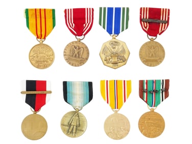 GROUP OF AMERICAN ARMED FORCES MILITARY MEDALS
