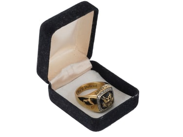 AMERICAN ARMY GILDED HONOR RING W US SYMBOL IOB