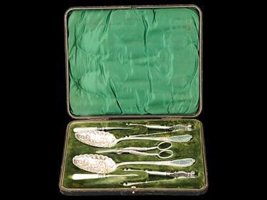 WWII NAZI GERMAN HORS DOEUVRES SET EVA BRAUN MONOGRAMS