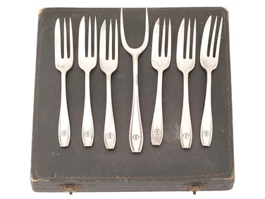 WWII TYPE FORKS F WEWELSBURG SS ACADEMY CANTEEN