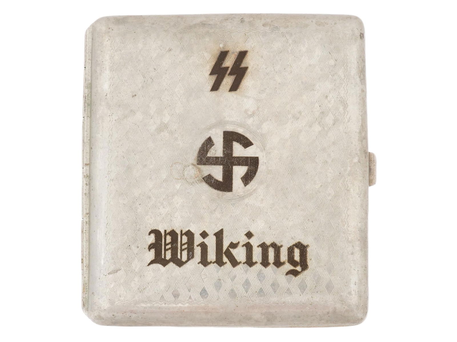 WWII GERMAN WAFFEN SS WIKING DIVISION CIGARETTE CASE: A WWII Nazi German Waffen-SS Wiking division cigarette case, issued for members of the 5th SS Panzer Division Wiking. The case features division insignia or engraving. Such cigarette cases were person