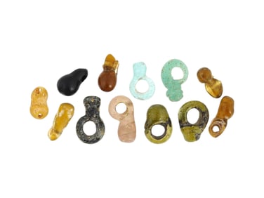 LOT OF 12 ANCIENT ROMAN GLASS PENDANTS 100 TO 300 AD