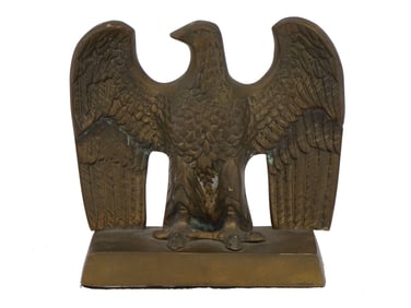 VINTAGE BRONZE EAGLE DESK FIGURINE OR PAPERWEIGHT
