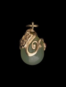 RUSSIAN GILT SILVER JADE EASTER EGG PENDANT W RUBIES