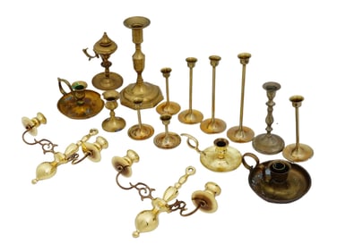 LOT OF VINTAGE BRASS CANDLESTICKS