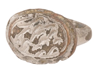 ANCIENT ISLAMIC SILVERED BRONZE SIGNET RING