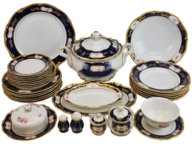 LARGE GERMAN GDR REICHENBACH PORCELAIN DINNER SERVICE