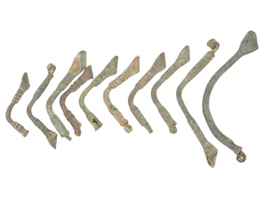 GROUP OF ANCIENT MEDITERRANEAN BRONZE FIBULAS