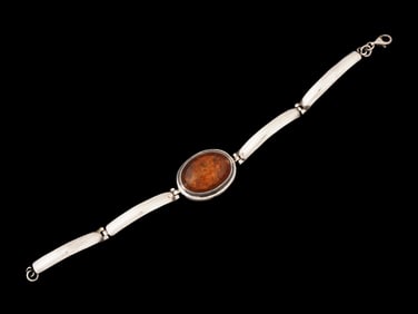 VINTAGE BALTIC AMBER AND STERLING SILVER BRACELET