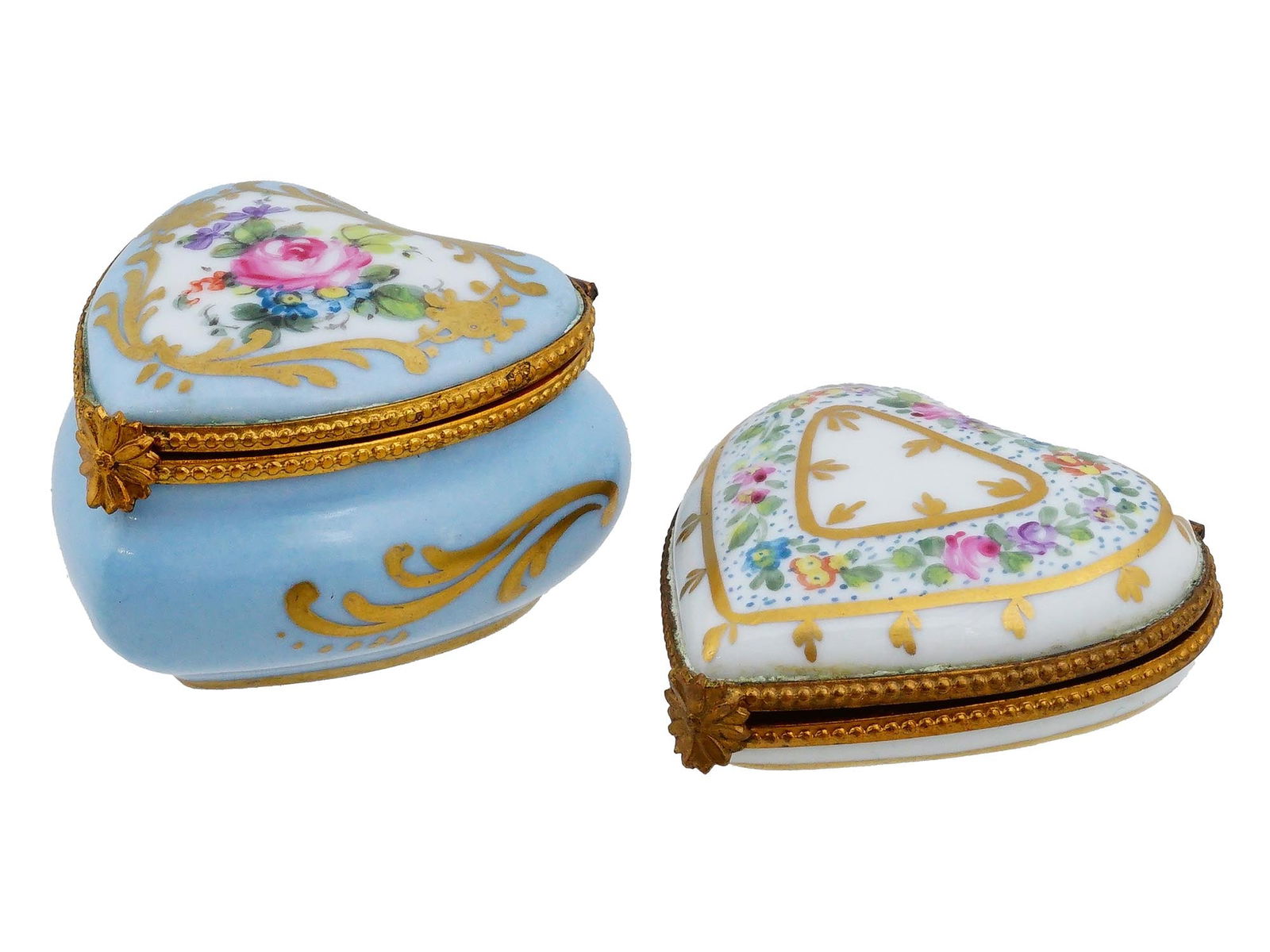 ANTIQUE LIMOGES PORCELAIN HEART SHAPED TRINKET BOXES (1 of 10)