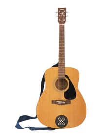 VINTAGE YAMAHA ACOUSTIC GUITAR MODEL F 310 W CASE