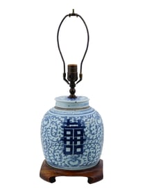 CHINESE WHITE AND BLUE PORCELAIN GINGER JAR LAMP