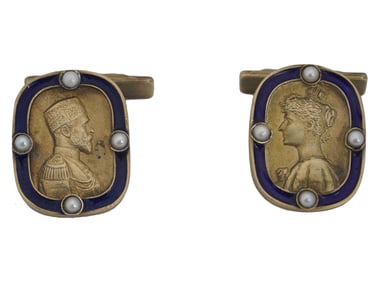 RUSSIAN SILVER ENAMEL CUFFLINKS WITH ROYAL FAMILY