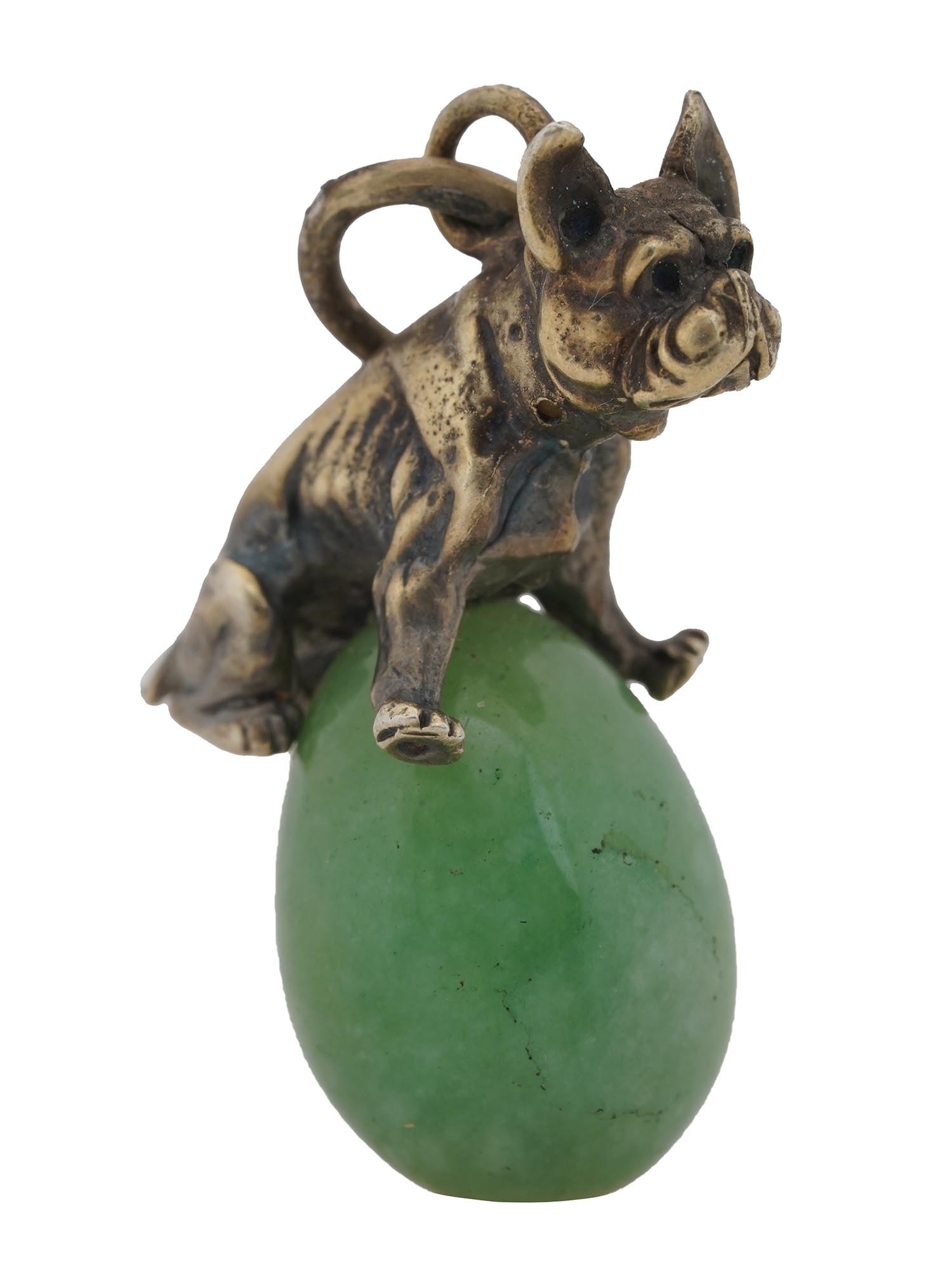 RUSSIAN GILT SILVER JADE DOG FIGURINE EGG PENDANT (1 of 8)