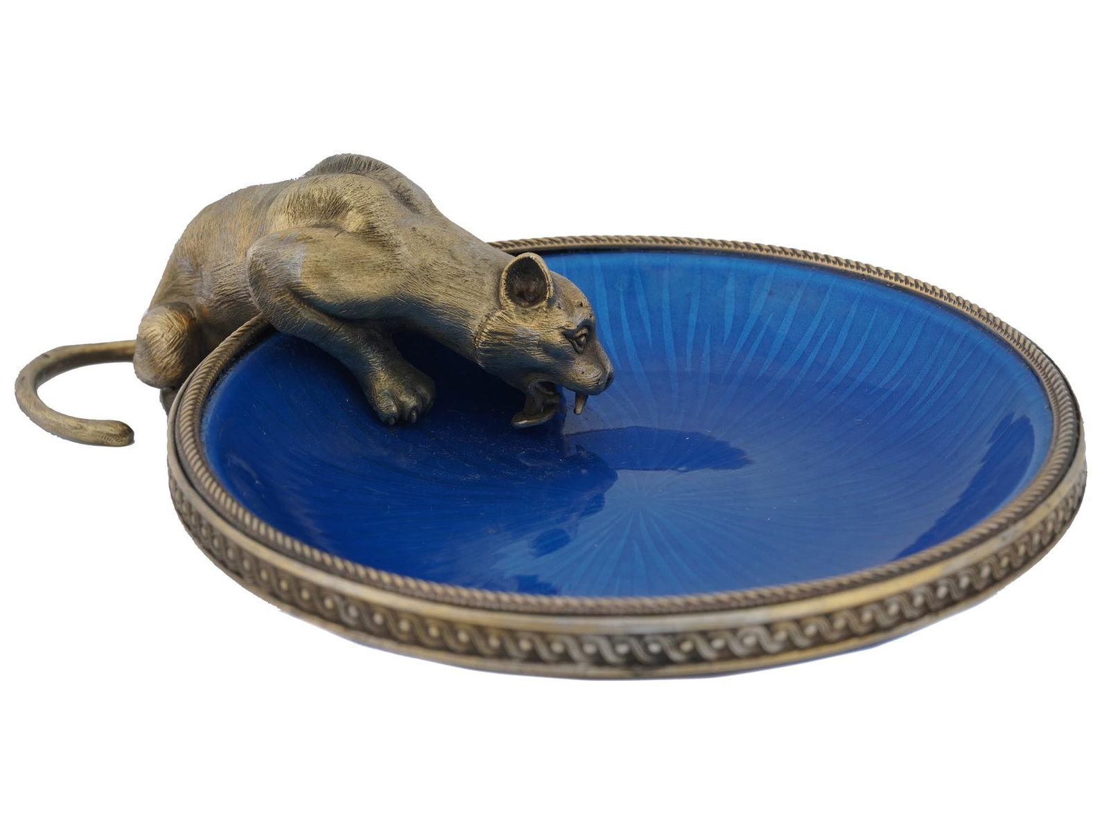 RUSSIAN GILT SILVER BLUE ENAMEL PANTHER ASHTRAY: A Russian gilt silver blue guilloche enamel ashtray with a decorated rim and a gilt figurine depicting a panther licking from it. Hallmarked to the bottom with the manufacturer and Russian silver proo