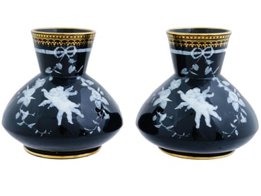 ANTIQUE GEORGE JONES PATE SUR PATE PORCELAIN VASES