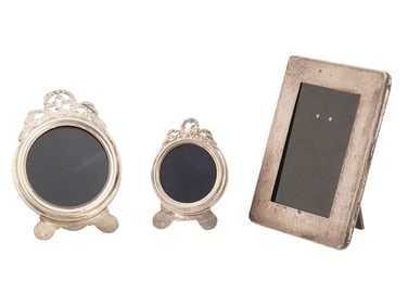 GROUP OF VINTAGE SILVER STANDING PICTURE FRAMES