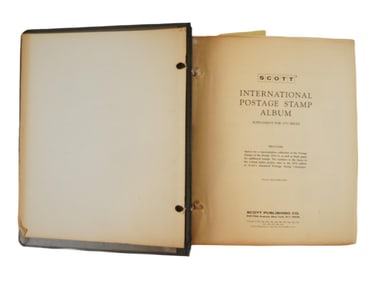 1975 SCOTT INTERNATIONAL POSTAGE STAMP ALBUM