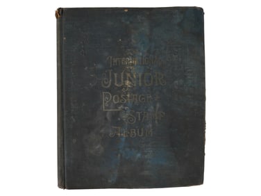 VTG INTERNATIONAL JUNIOR POSTAGE STAMP ALBUM W STAMPS