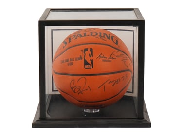 2017 MINNESOTA TIMBERWOLVES BASKETBALL SIGNED BY TEAM