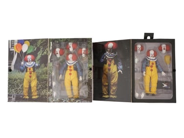 LOT OF IT HORROR MOVIE PENNYWISE ACTION FIGURES IOB
