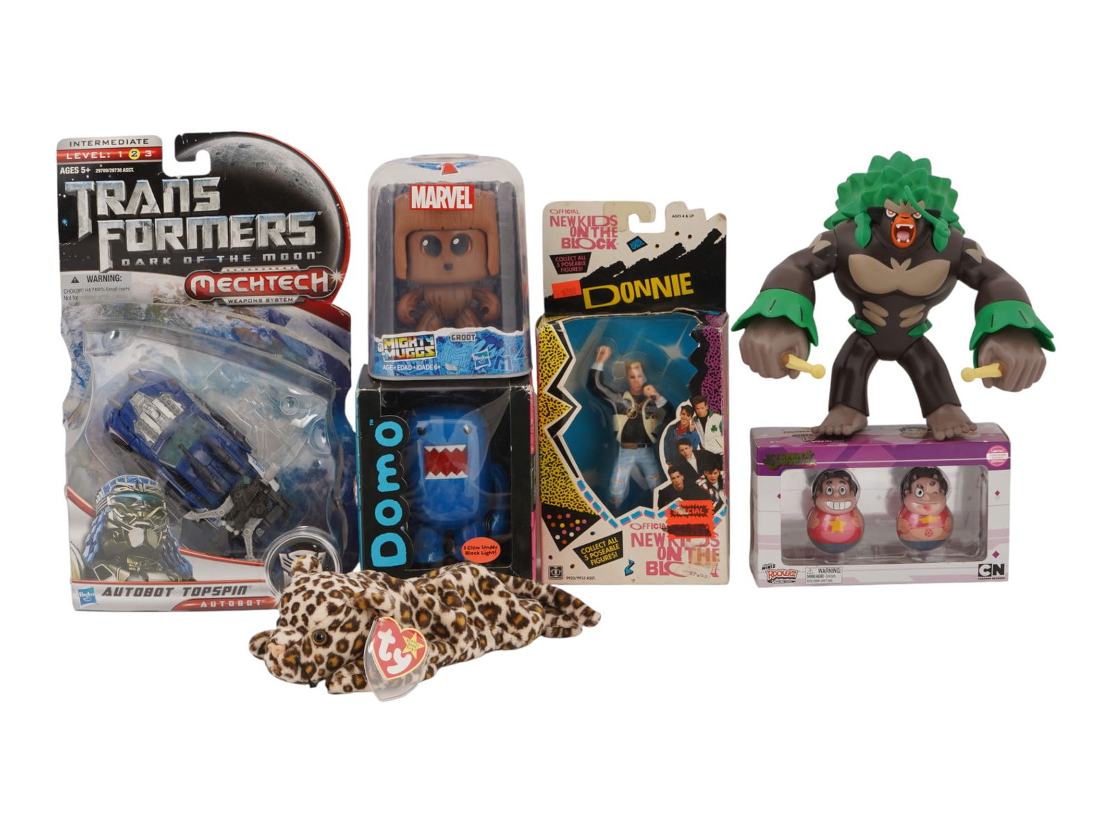 GROUP OF VINTAGE ACTION FIGURES AND BRANDED TOYS (1 of 9)