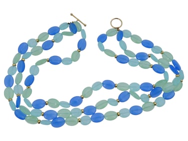 VINTAGE YELLOW GOLD AND CARVED STONE NECKLACE