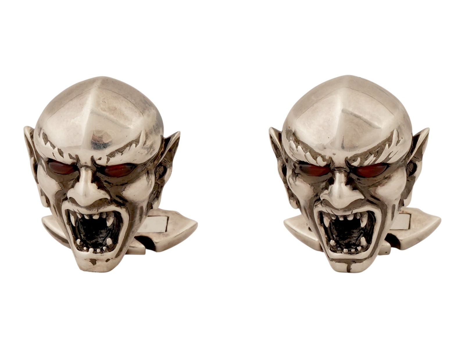 DRACULA HEAD MENS 935 STERLING SILVER CUFFLINKS (1 of 6)
