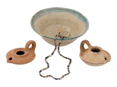 ANCIENT NEAR EASTERN OIL LAMPS AND ROMAN BEADED NECKLACE